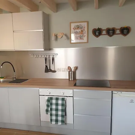 Holiday home Jolie Petite Maison Independante Proche Centre *